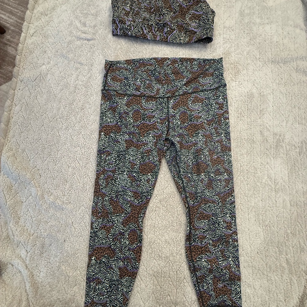 Fabletics Black White Purple Leopard Powerhold Leggings and sports bra set